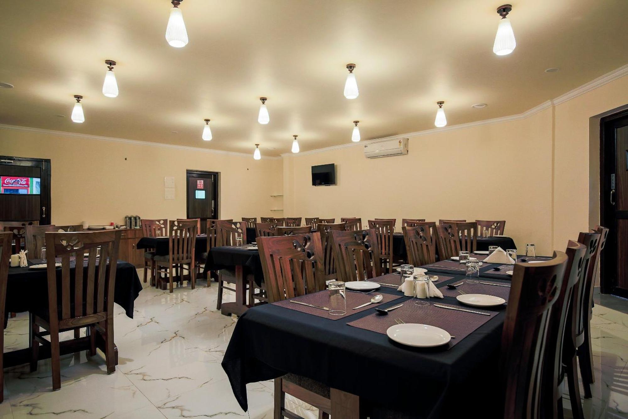 Collection O Sincro Hotel Madgaon Exterior photo